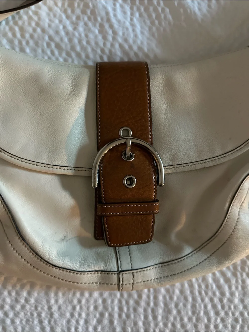 Coach elegant cream